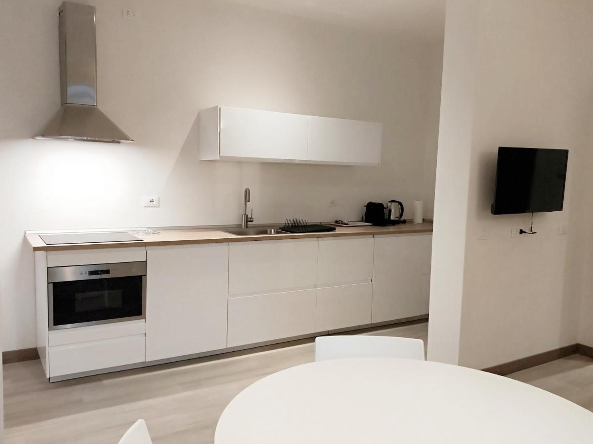 Via Poma Apartments&Rooms Werona Zewnętrze zdjęcie