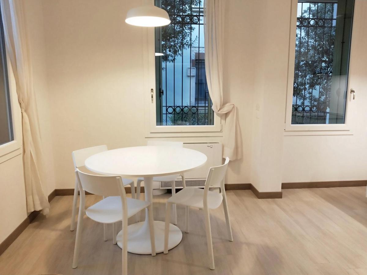 Via Poma Apartments&Rooms Werona Zewnętrze zdjęcie