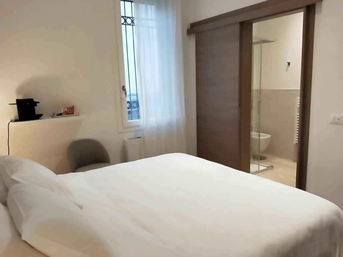 Via Poma Apartments&Rooms Werona Zewnętrze zdjęcie