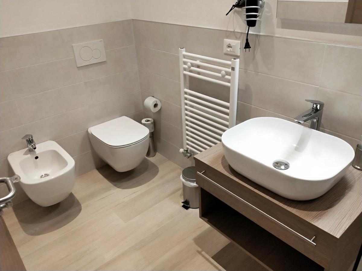 Via Poma Apartments&Rooms Werona Zewnętrze zdjęcie