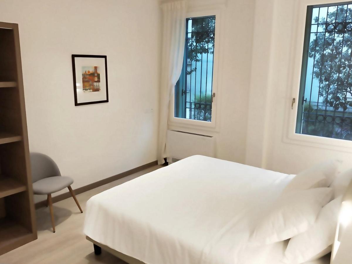 Via Poma Apartments&Rooms Werona Zewnętrze zdjęcie