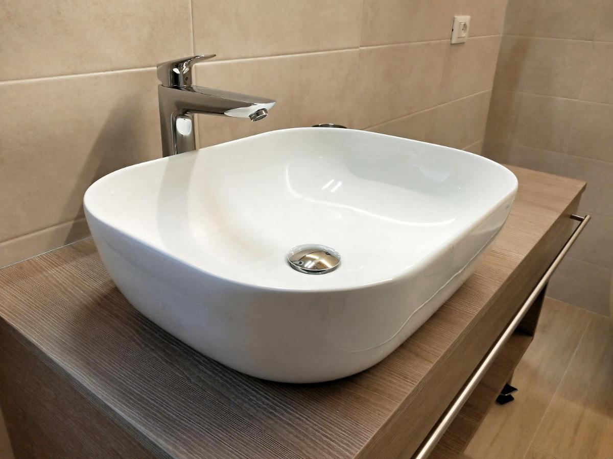 Via Poma Apartments&Rooms Werona Zewnętrze zdjęcie