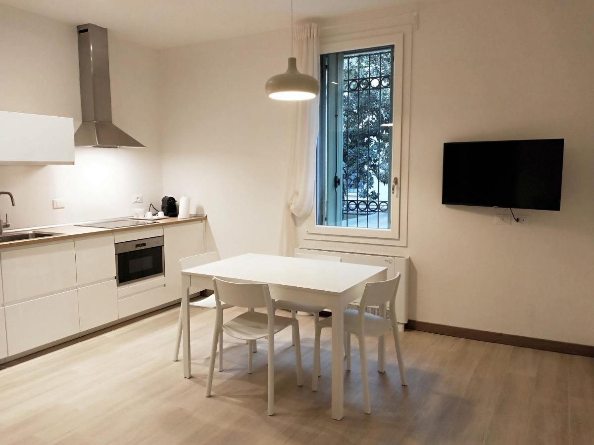 Via Poma Apartments&Rooms Werona Zewnętrze zdjęcie
